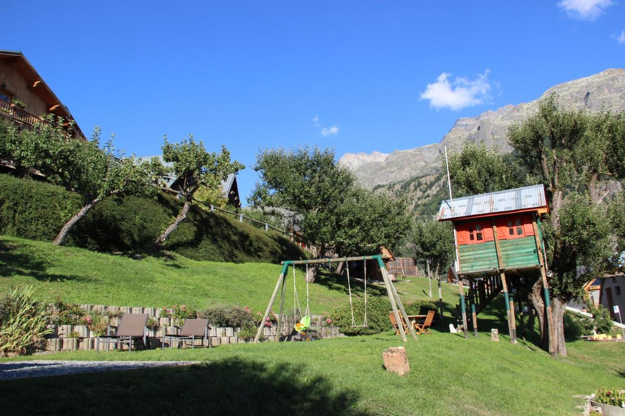 Chalet La Perle De L'Oisans - Appartements D'Exception Vaujany Kültér fotó